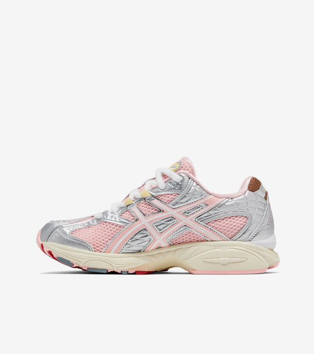ASICS Gel-Nimbus 10.1 Vandy The Rose x atmos Banana Split Strawberry